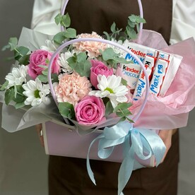 Сумочка с розовыми цветами