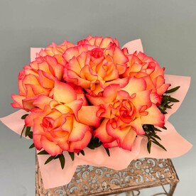 Розовый бриз из французских роз