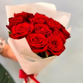 Моно букет 15 роз Бордо