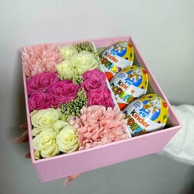 Мини-коробка цветов с киндерами