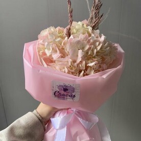 Букет-комплимент из гортензии