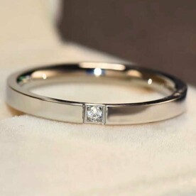 Кольцо с фианитом