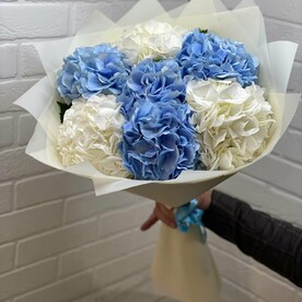 Букет из гортензий