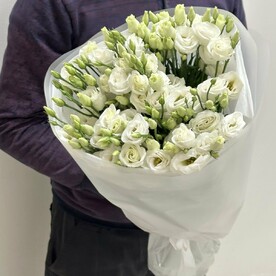 Букет из эустомы «снежинка»