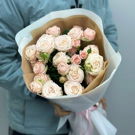 Букет из роз мадам бомбастик