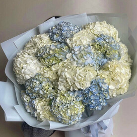 Букет "Облачко" из гортензий