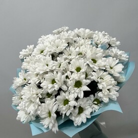 Букет из кустовых хризантем