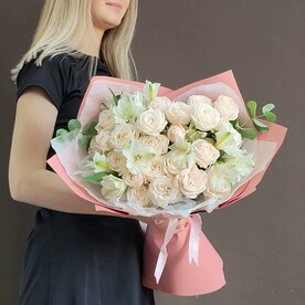 Букет кустовых роз "Единственная моя"