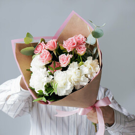 Букет цветов "Знак внимания"