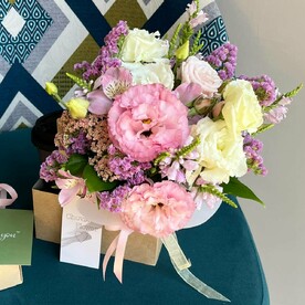 Цветы и кофе