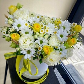 Цветы в коробке Летний коктейль