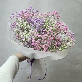 Букет с гипсофилой