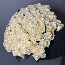 Букет из 101 белой розы 50 см