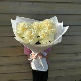 5 французских белых роз