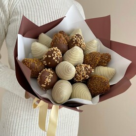 Букет S Клубника в шоколаде 19 шт