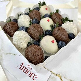 Набор клубники в шоколаде (12 штук)