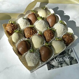 Набор клубники в шоколаде (16 штук)