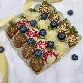 Набор клубники в шоколаде (16 штук)