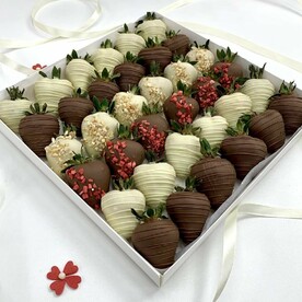 Набор клубники в шоколаде (36 штуки)