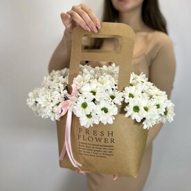 Сумочка с кустовой хризантемой