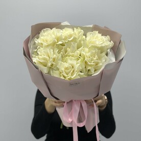 Букет белых французских роз