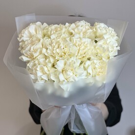 11 ажурных роз