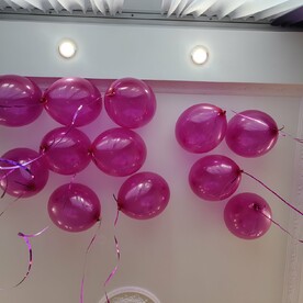 Гелиевые шары под потолок 12 шт. Фуксия кристалл