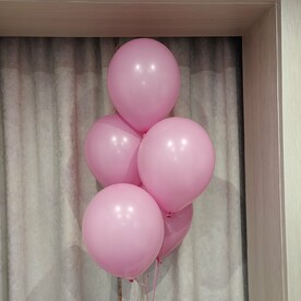 Связка из 5 розовых шаров
