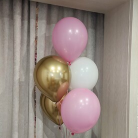 Связка из 5 бело-розово-золотистых шаров