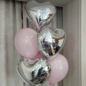 Фонтан из шаров. Розовые и серебристые