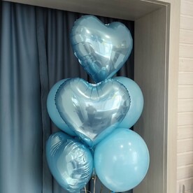 Фонтан из шаров. Сердца и латексные шары шарики