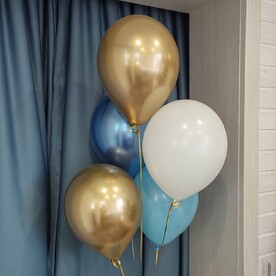 Связка из 5 шаров. Шары шарики