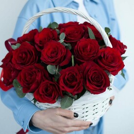 25 Красных роз Эквадор в корзине | Корзина роз | 25 роз