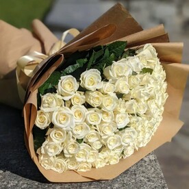 Великолепные белые розы 101 шт