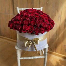 Коробка со 101 розой