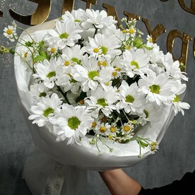 Букет из ромашек микс