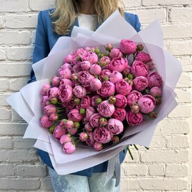 Букет из кустовой пионовидной розы Мисти баблс