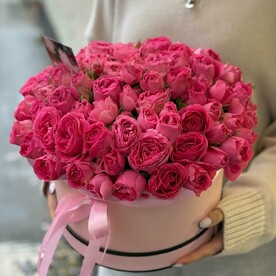 Кустовые розы пионовидные