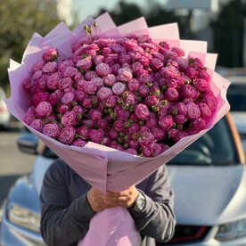 Кустовая роза пионовидная