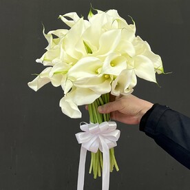 Белая калла