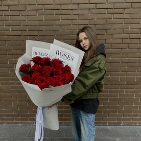 Букет из премиальных роз (высота букета 85-95 см) "Love you"