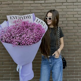 Огромный букет из гипсофилы