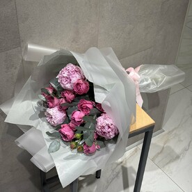 Букет пионов