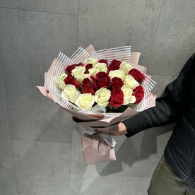 25 роз
