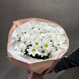 Букет ромашковой хризантемы