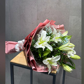 Букет лилии