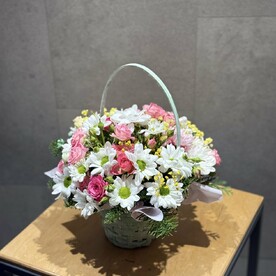 Корзинка с цветами