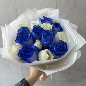 Букет из 15 нежных роз