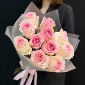 Нежно розовые розы 11 шт (мб 183)