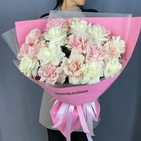 Букет из 19 французских роз